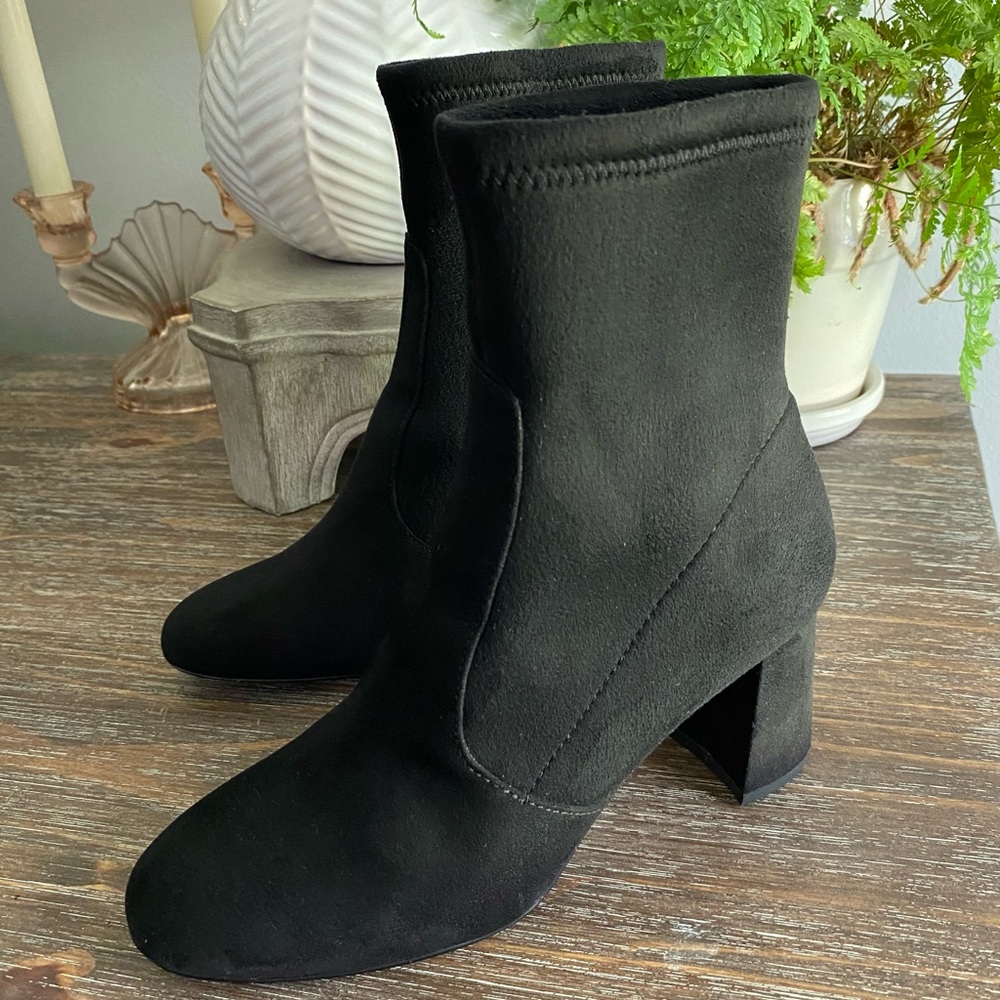 Ann Taylor Larissa Suede Stretch‎ Bootie Heeled Boots Shoes Womens 5 Black
